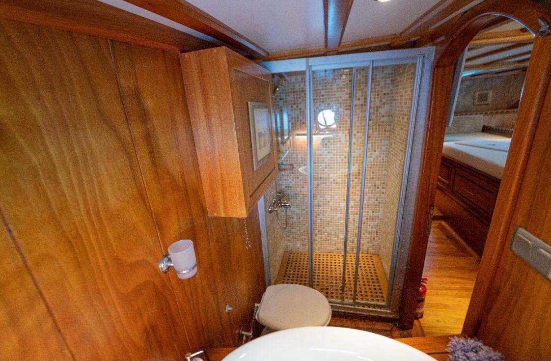 WhatsApp Image 2024-08-03 at 17.42.21 (2).jpeg